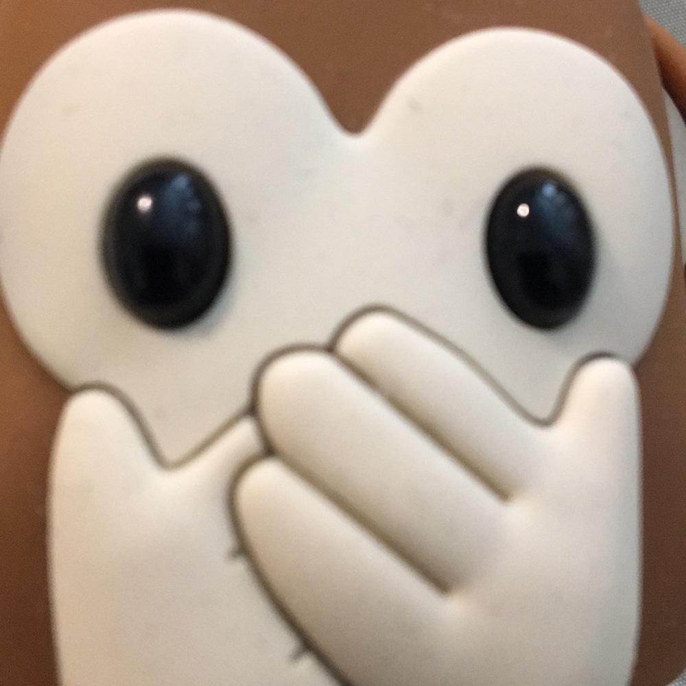 Meet your Posher, Mia